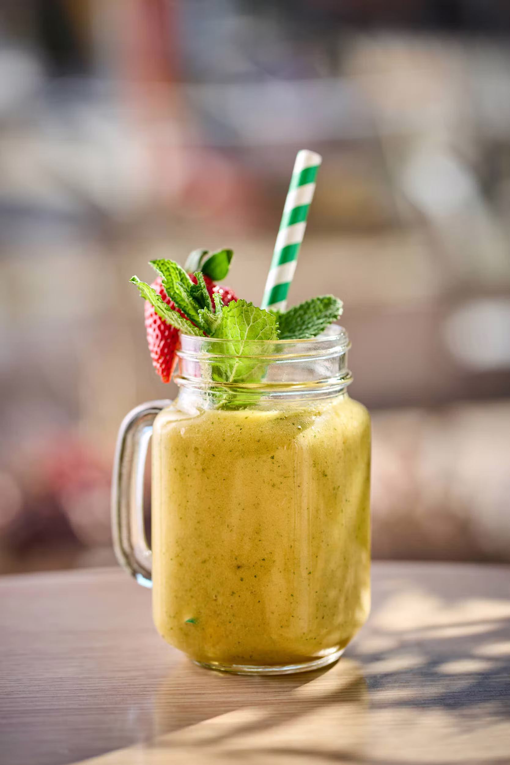 Smoothie mango — Nazar Café-Bar