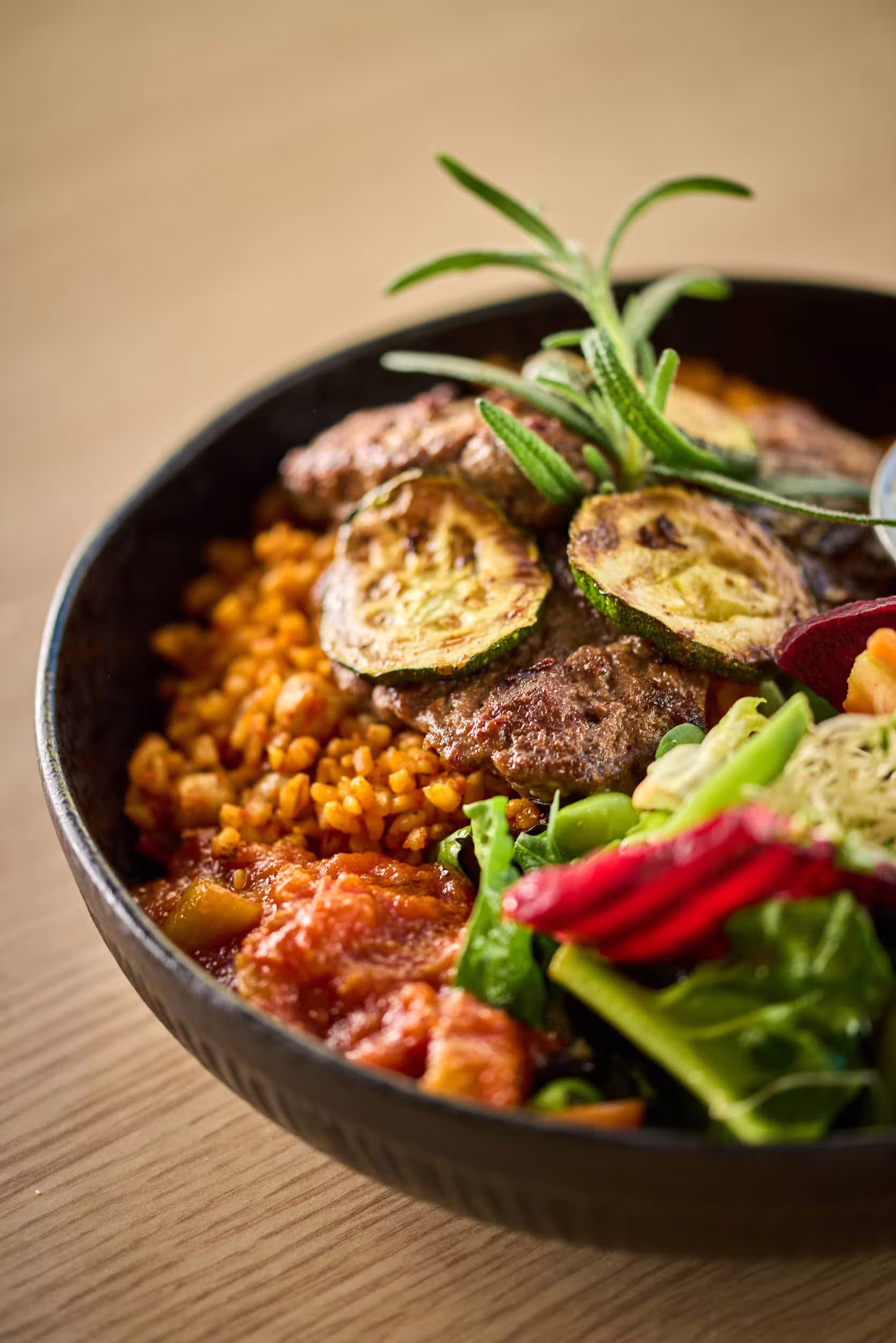 Kofte i tomatsaus — Nazar Café-Bar