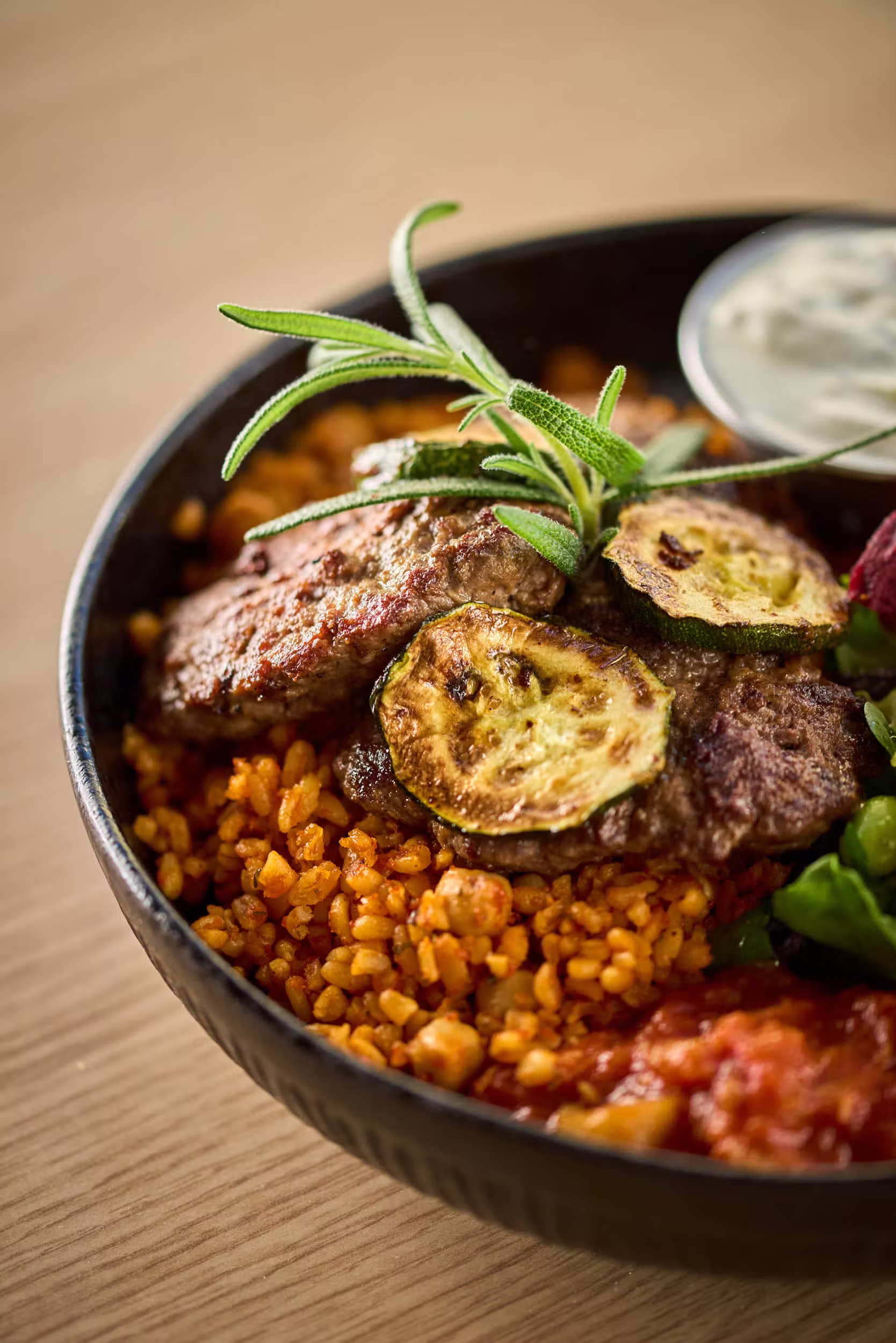 Kofte i tomatsaus — Nazar Café-Bar