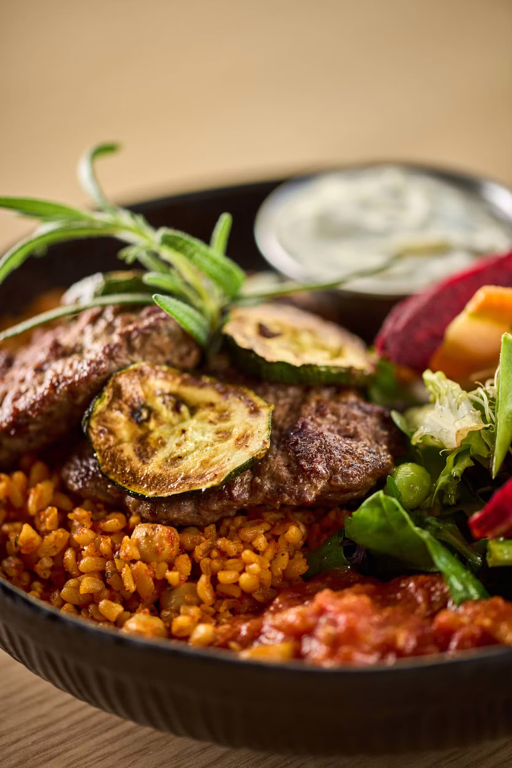 Kofte i tomatsaus — Nazar Café-Bar