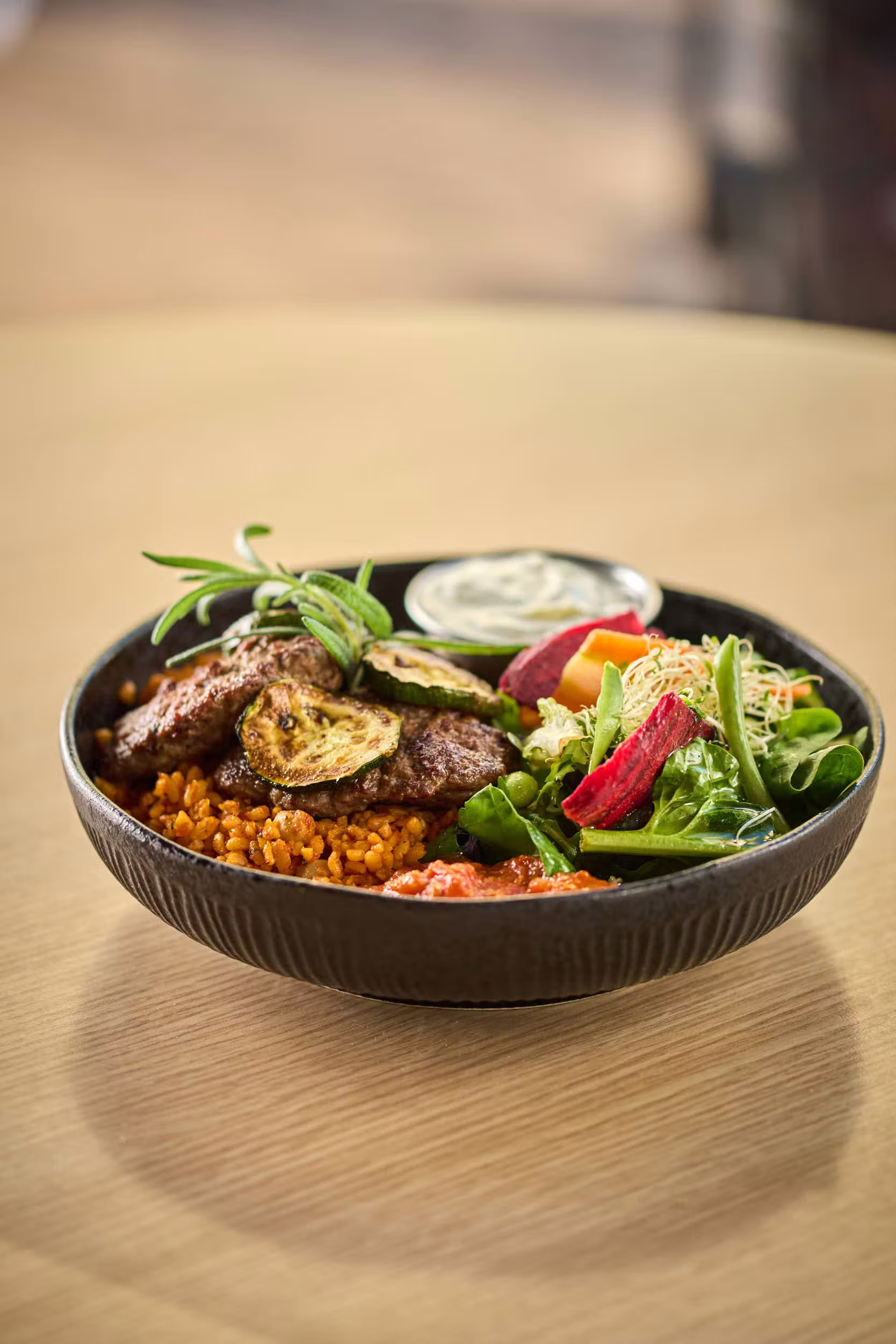 Kofte i tomatsaus — Nazar Café-Bar