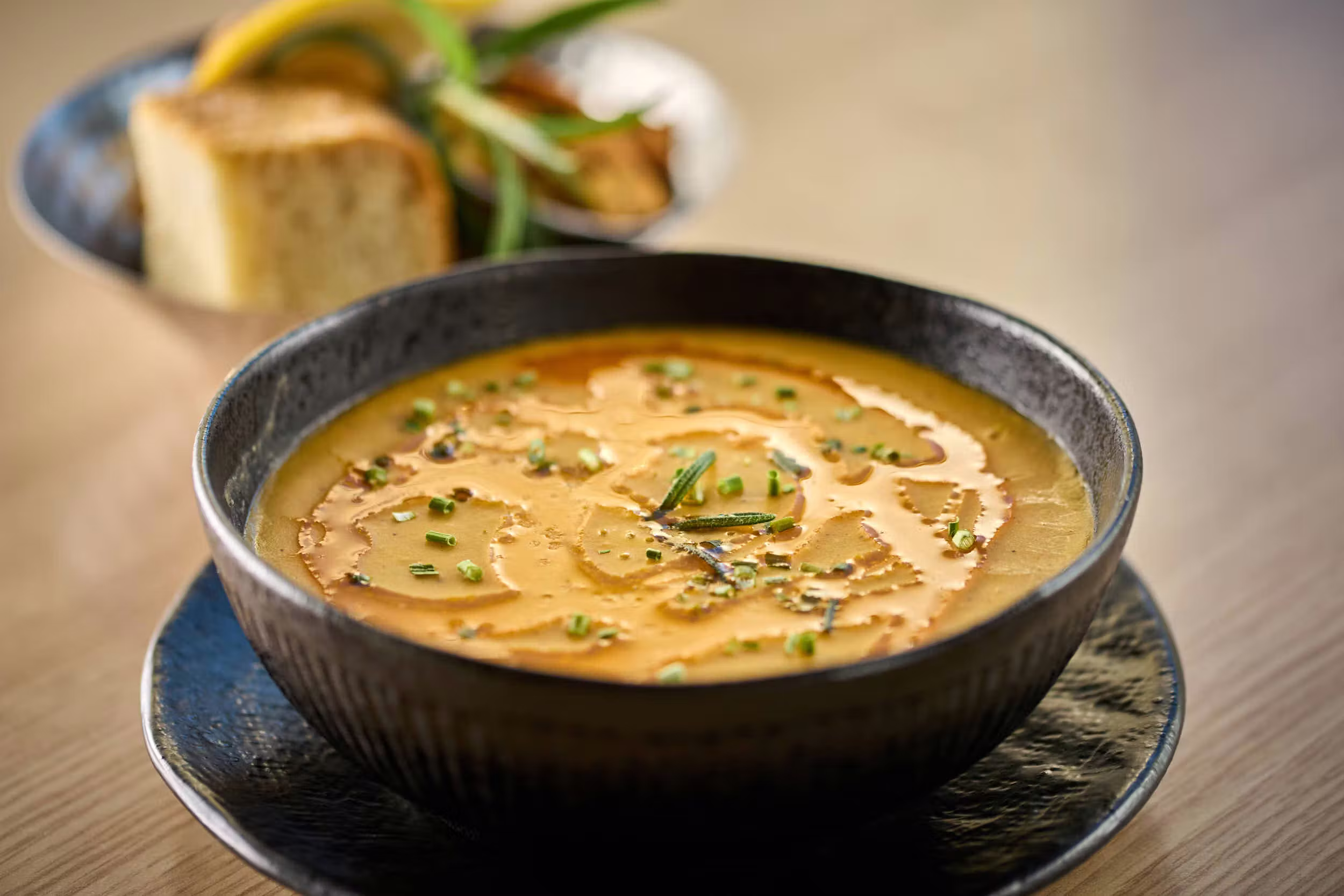 Linsesuppe — Nazar Café-Bar