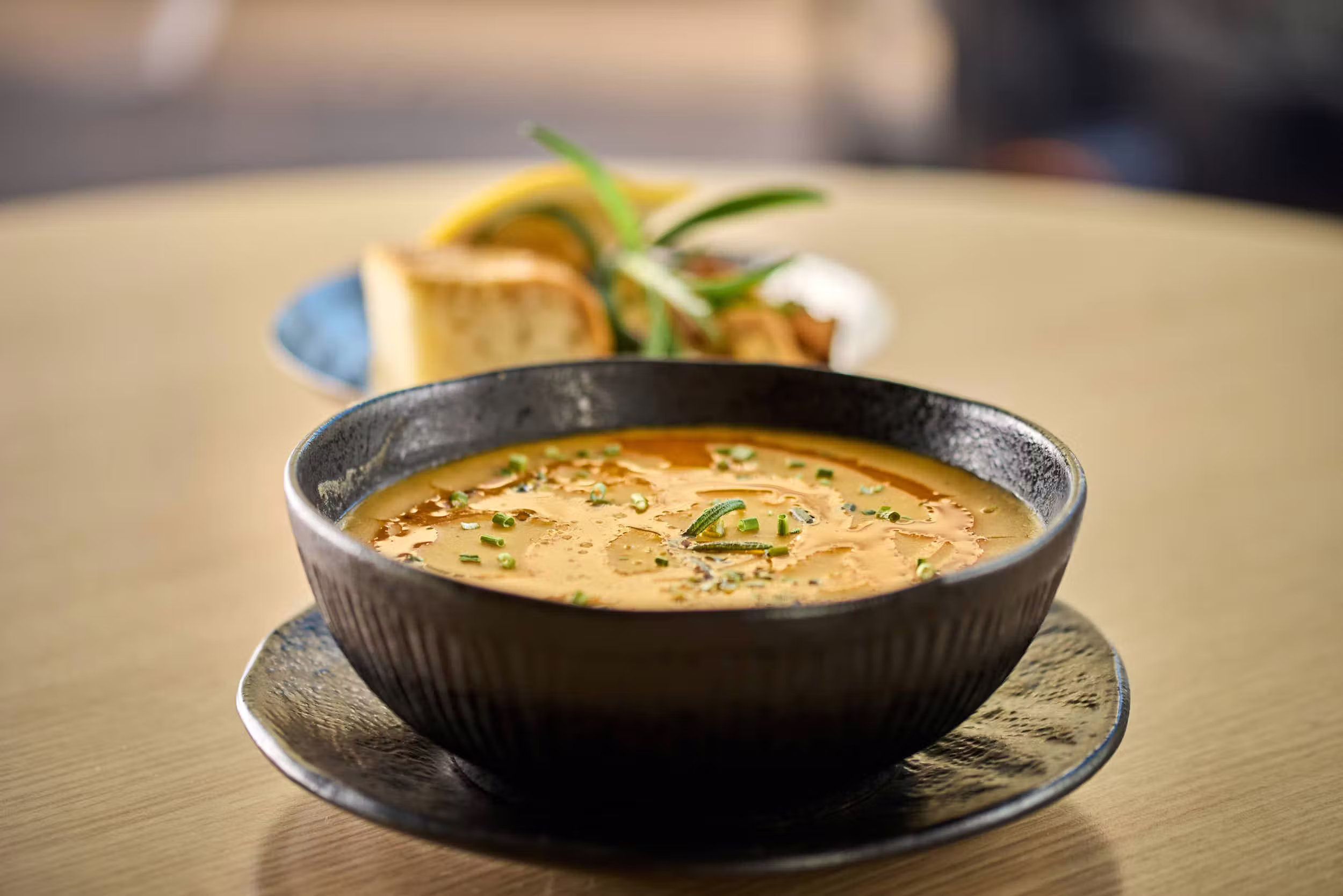 Linsesuppe — Nazar Café-Bar